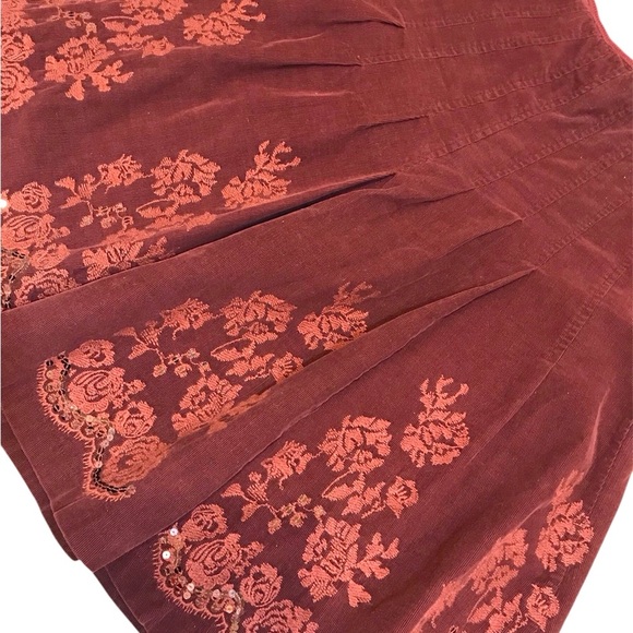 M🌷Vintage Promod Burgundy Corduroy Midi Embroidered Sequins Skirt - Picture 3 of 12